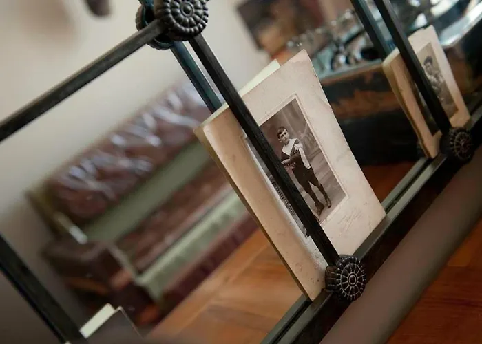 招待所 德蒙苏谢瑞住宿加早餐旅馆 3*